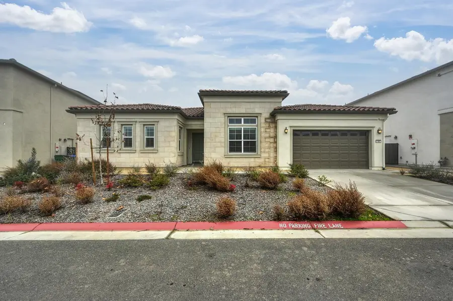 1047 Lassen Peak Drive, El Dorado Hills, CA 95762 - Image #2