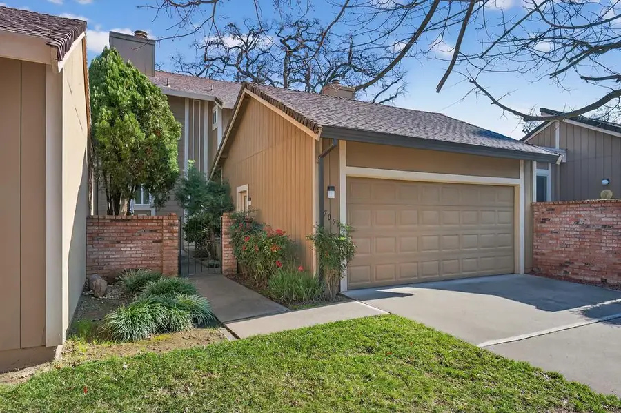 7059 Lompoc Court, Citrus Heights, CA 95621 - Image #2