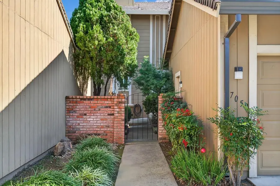 7059 Lompoc Court, Citrus Heights, CA 95621 - Image #3