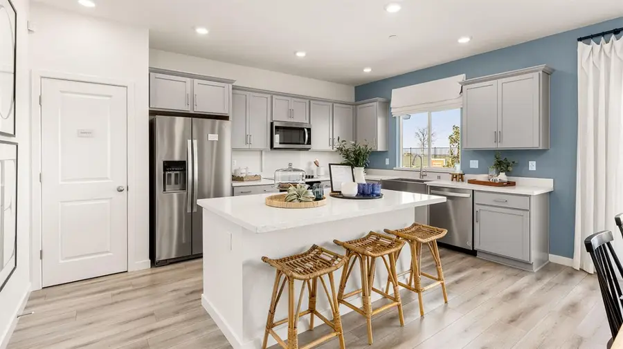 1177 Silver Feather Way, Roseville, CA 95747 - Image #3