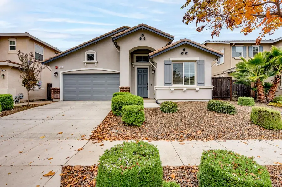 1462 Cedarbrook Road, West Sacramento, CA 95691 - Image #2