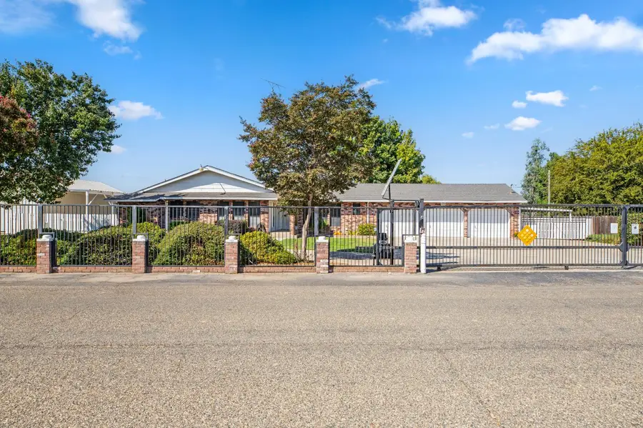 10680 Cleveland Avenue, Oakdale, CA 95361 - Image #3