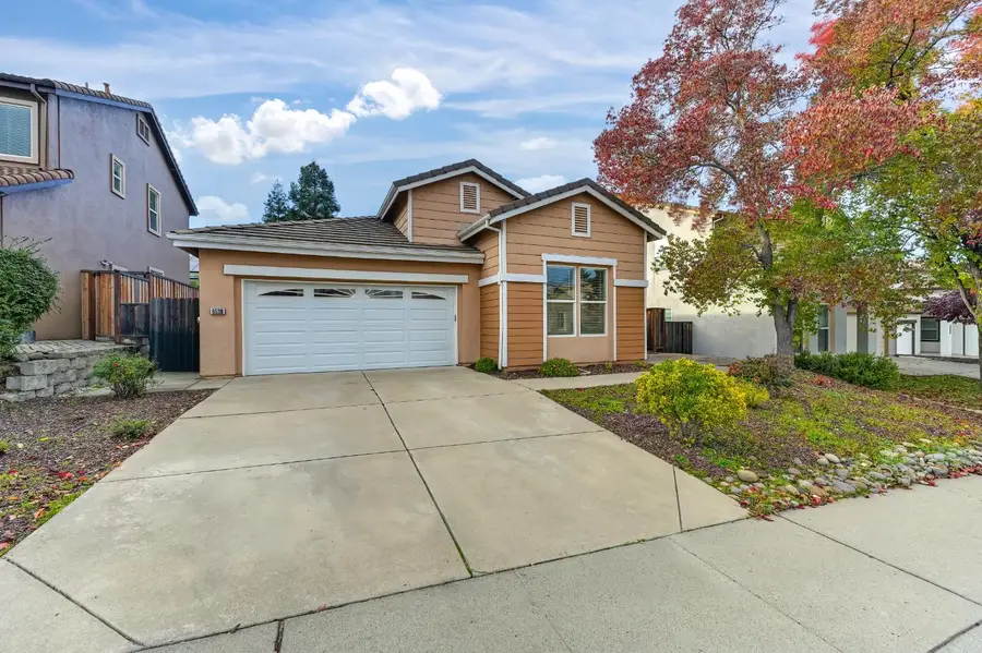 6530 Mystery Mountain Way, Rocklin, CA 95765 - Image #2