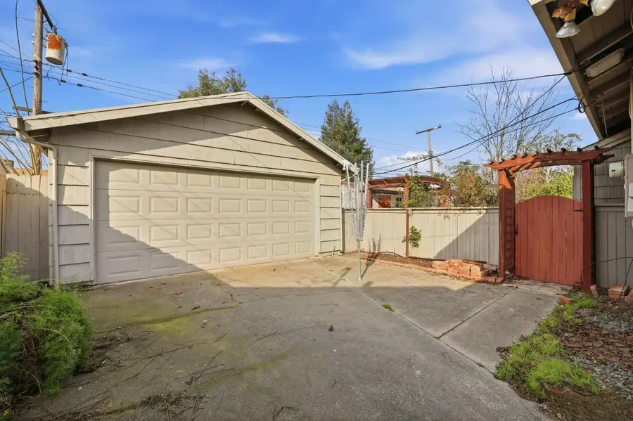 3233 Northwood Road, Sacramento, CA 95821 - Image #3
