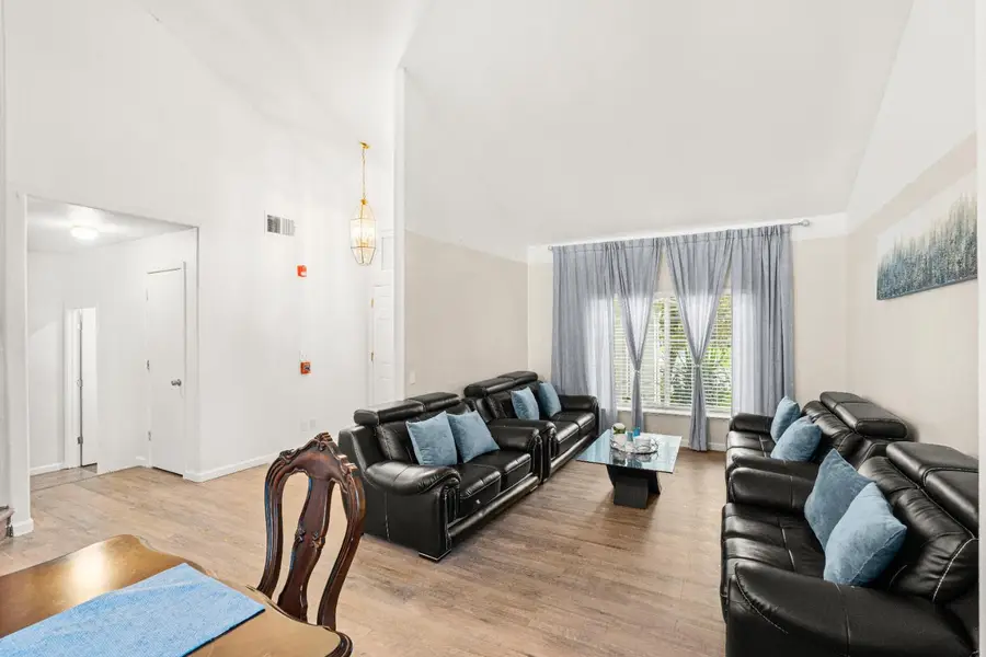 5001 Hari Gopal Way, Sacramento, CA 95823 - Image #2