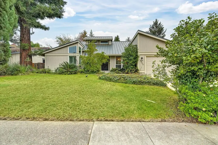 4922 Rimwood Drive, Fair Oaks, CA 95628 - Image #2