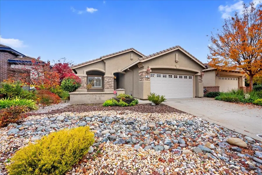 384 Lone Spur Drive, Folsom, CA 95630 - Image #3