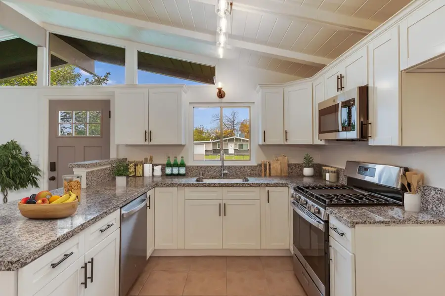 5816 Rosario Boulevard, North Highlands, CA 95660 - Image #3