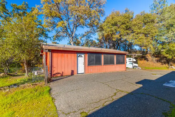 6433 Mother Lode Drive, Placerville, CA 95667