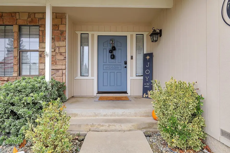 1619 Michael Way, Yuba City, CA 95993 - #3