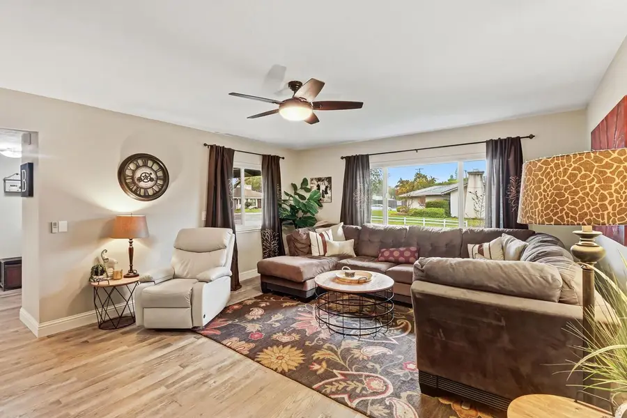 3100 Clairidge Way, Sacramento, CA 95821 - Image #2