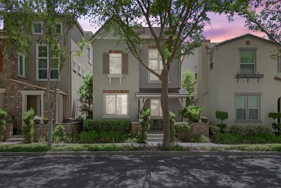 1062 Acland Way, Tracy, CA 95376 - Image #2