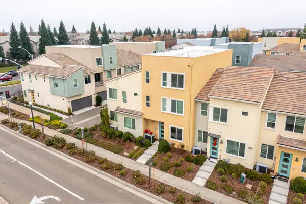 4174 Sally Ride Way, Sacramento, CA 95834