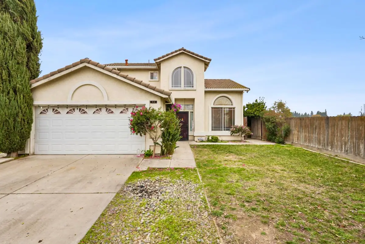 938 Zina Lane, Turlock, CA 95380 - Image #1