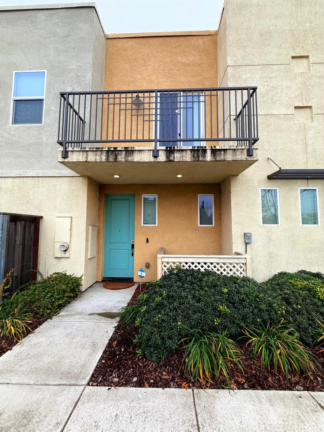 3894 E Commerce Way, Sacramento, CA 95834 - Image #1