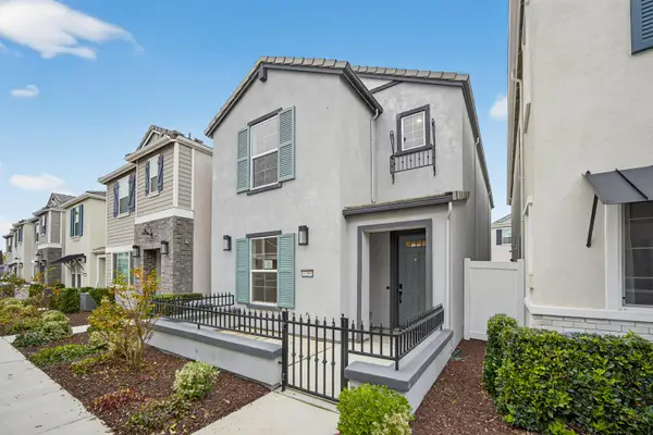 3209 Finch Lane, West Sacramento, CA 95691