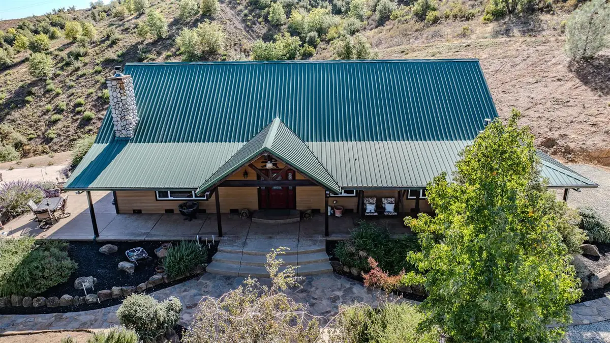 6800 W Murray Creek Road, Mountain Ranch, CA 95246 - Image #1