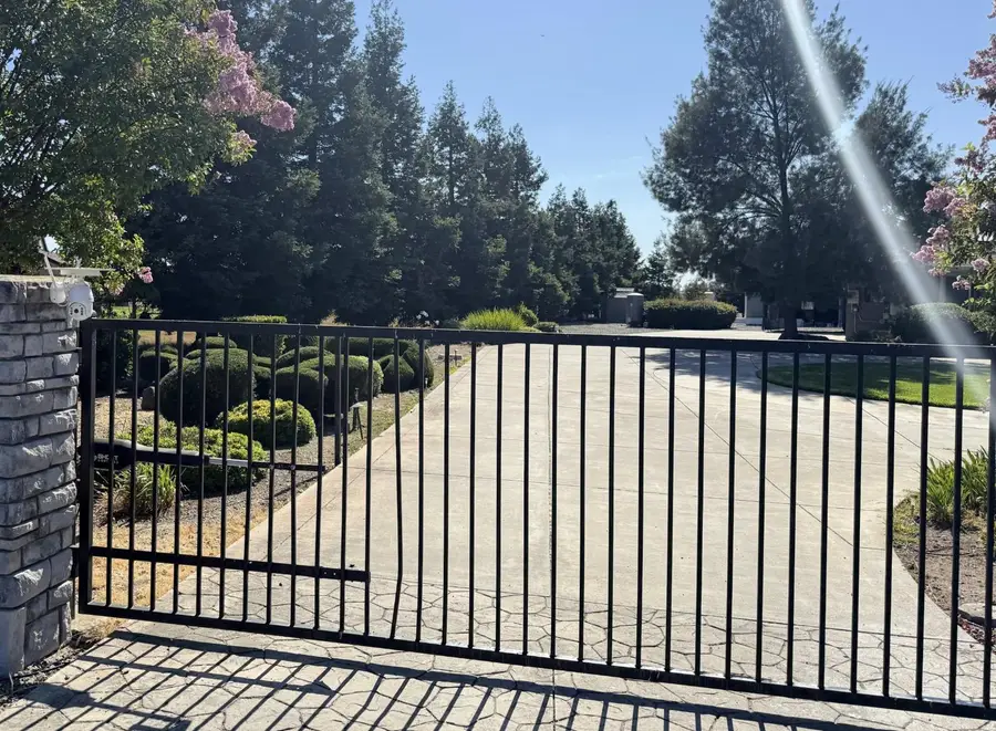 21475 Cherry Glen Court, Linden, CA 95236 - Image #3