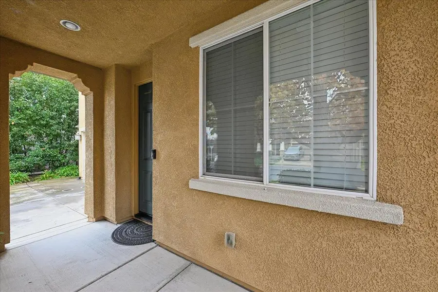 2556 Kinsella Way, Roseville, CA 95747 - Image #3