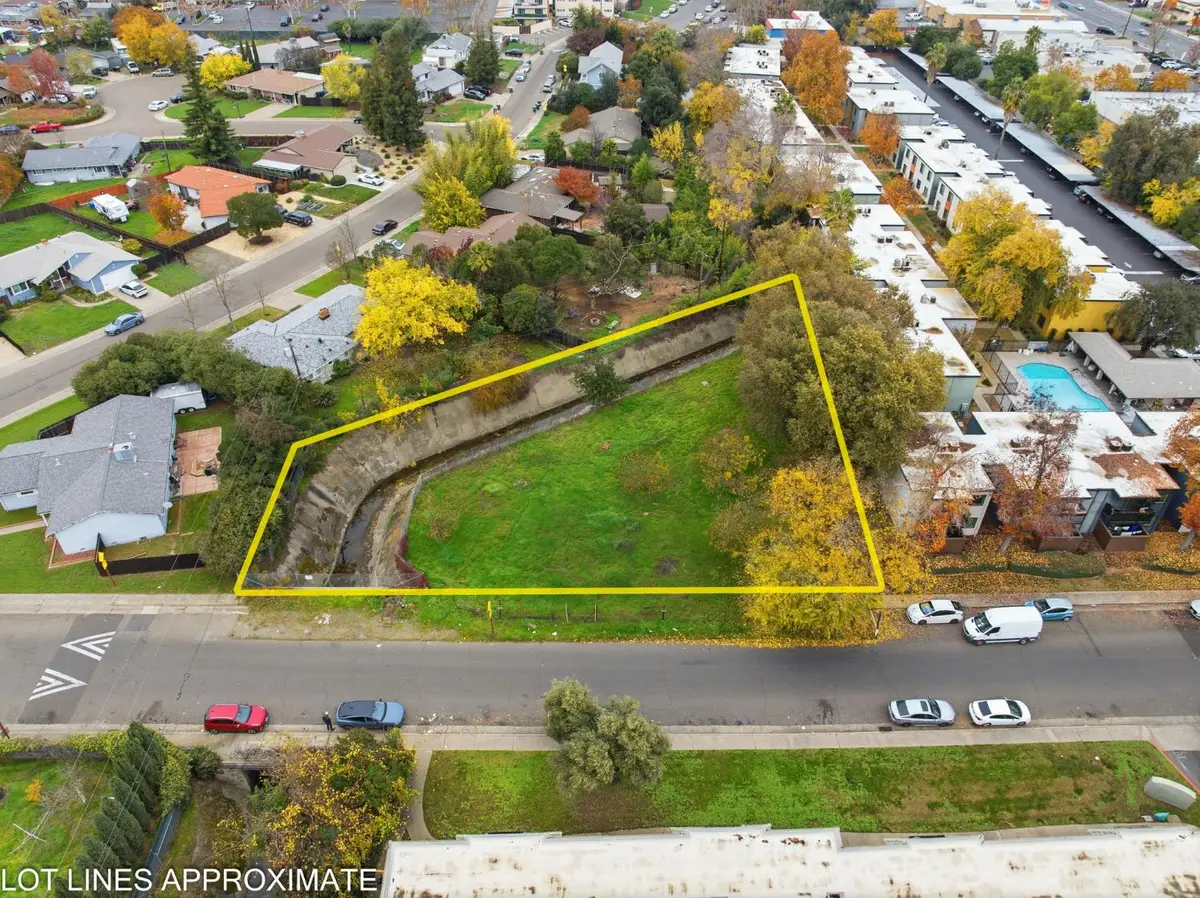 2 Wittkop Way, Sacramento, CA 95825 - Image #1