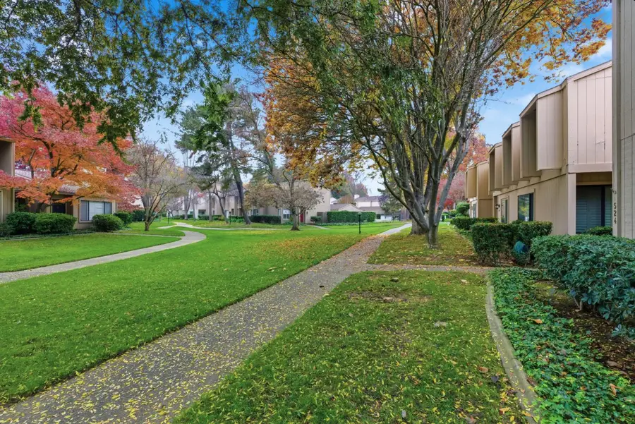 524 Hartnell Place, Sacramento, CA 95825 - Image #2