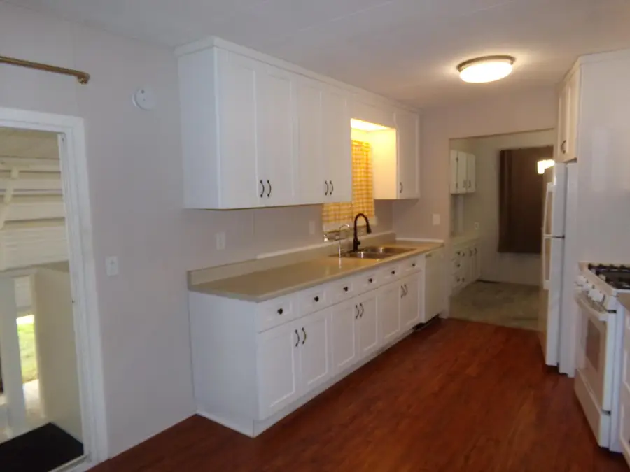 1830 Yosemite Avenue #4, Manteca, CA 95336 - Image #3