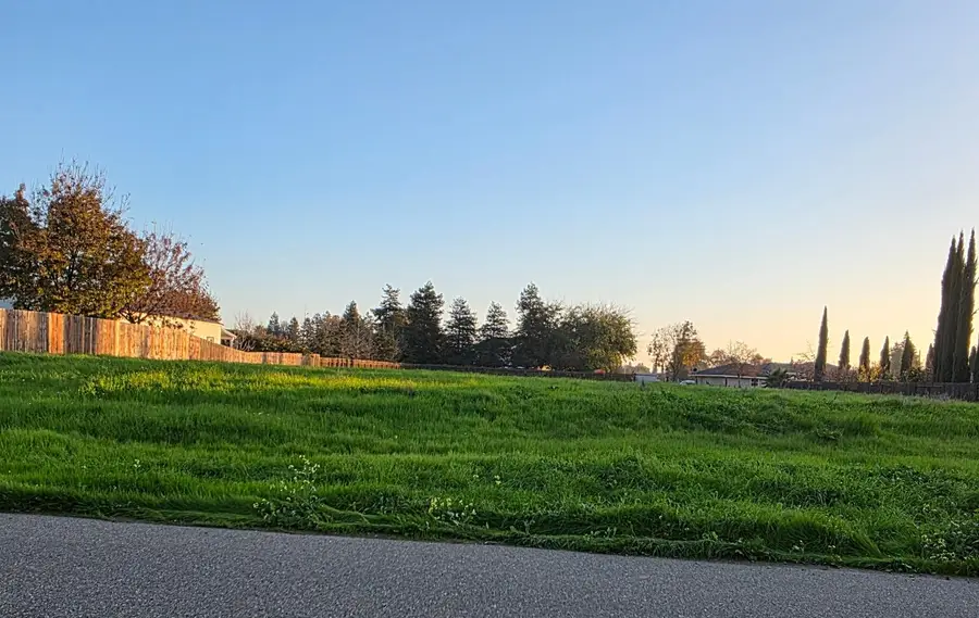 2897 Sohan Drive, Merced, CA 95348 - Image #2