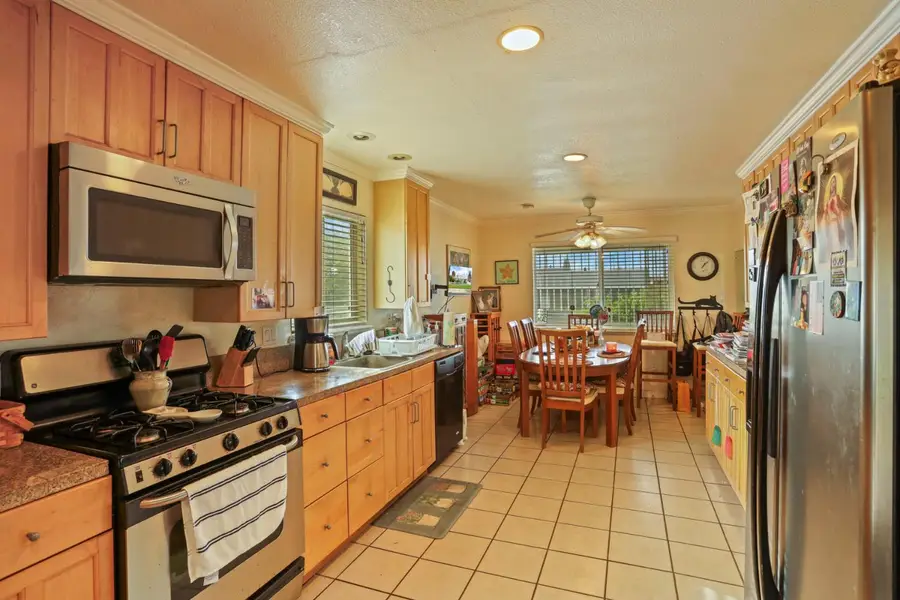 612 S Hutchins Street, Lodi, CA 95240 - Image #3