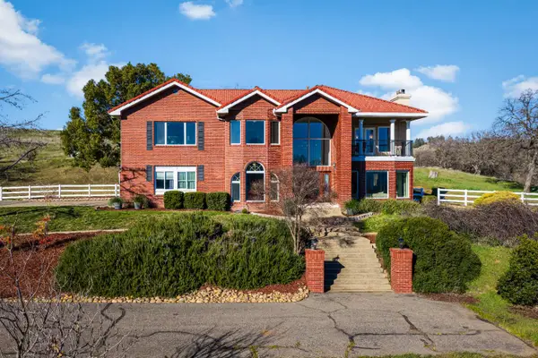 8088 La Trelle Court, Pilot Hill, CA 95664