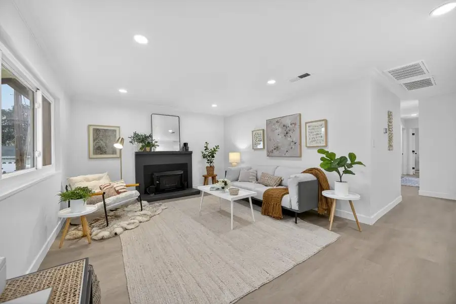 8888 Tahiti Court, Orangevale, CA 95662 - Image #2