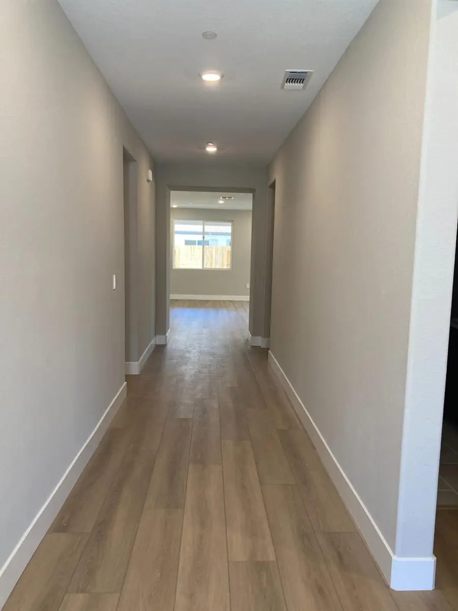 10350 Ducasse Way, Elk Grove, CA 95757 - Image #2