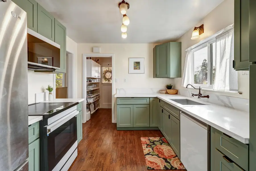 700 Elefa Street, Roseville, CA 95678 - #2