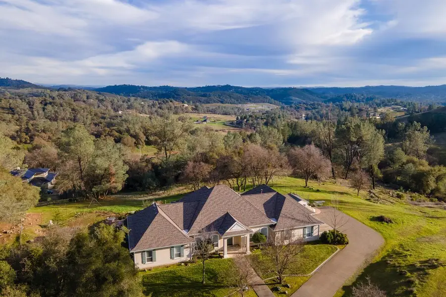 3815 Lakeview Drive, Placerville, CA 95667 - Image #2