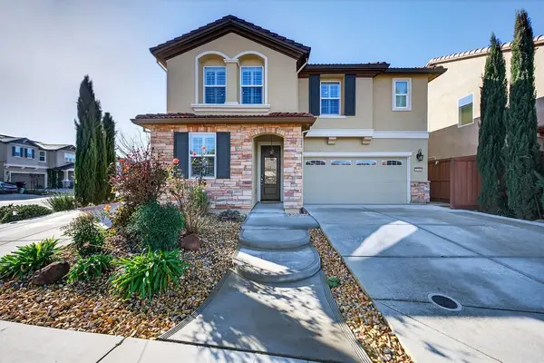 2201 Symphony Avenue, Roseville, CA 95747