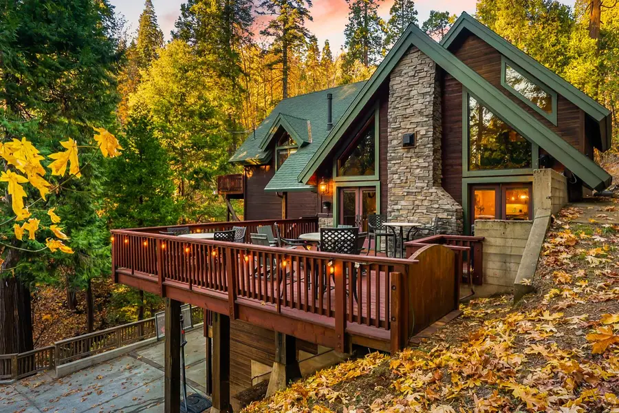 1115 Meadow Drive, Arnold, CA 95332 - Image #2