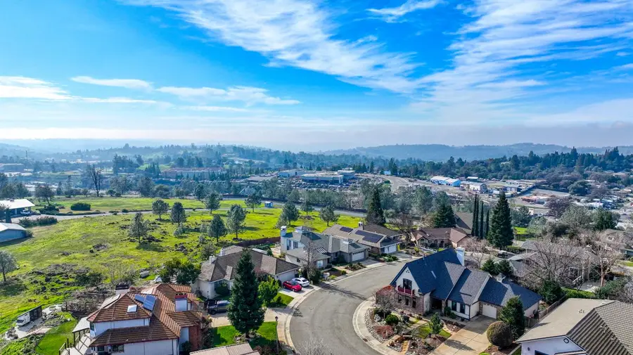 865 El Oro Drive, Auburn, CA 95603 - Image #2