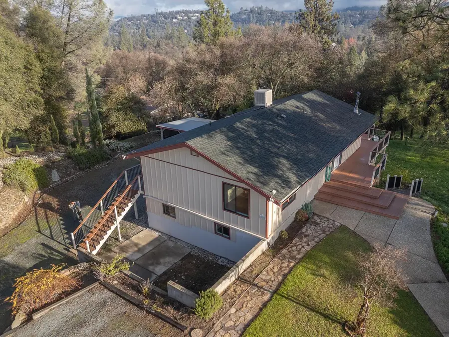 10988 Pleasant Valley Road, Penn Valley, CA 95946 - #2