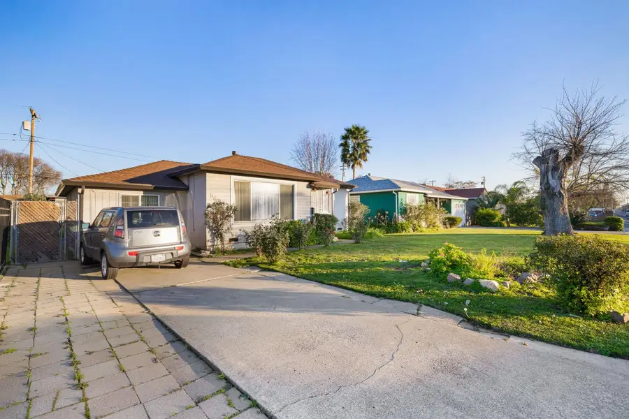 5637 44th Street, Sacramento, CA 95824 - #3