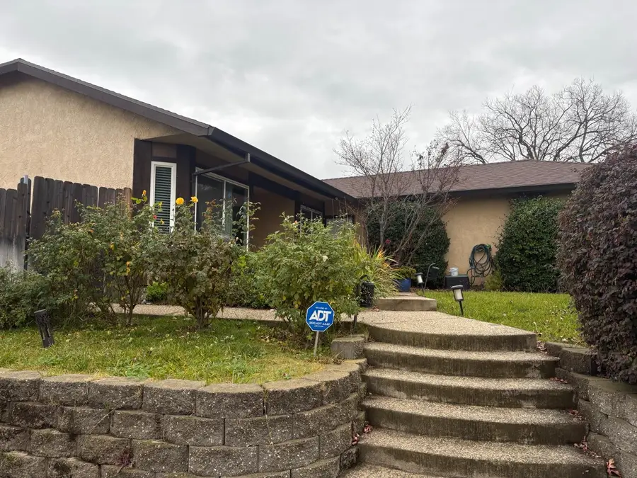 4901 Adorn Court, Sacramento, CA 95842 - #3