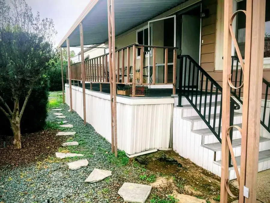 115 Gardenia, Sacramento, CA 95828 - Image #3