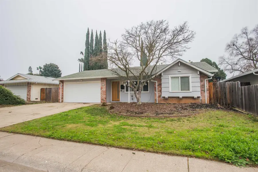 8924 Twin Falls Drive, Sacramento, CA 95826 - Image #2