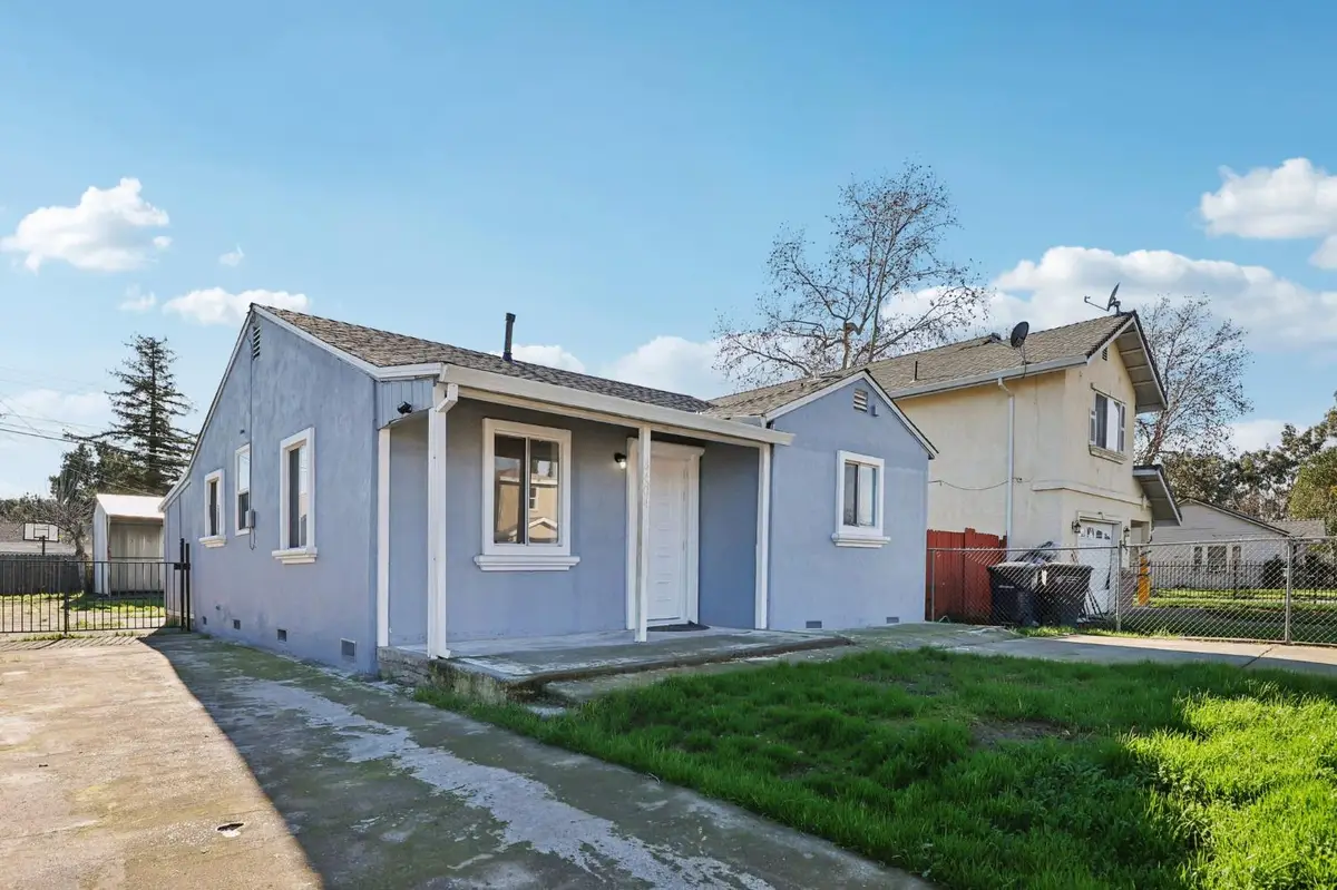 3404 22nd Avenue, Sacramento, CA 95820 - Image #1