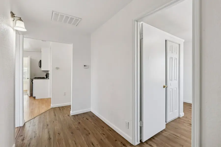 3404 22nd Avenue, Sacramento, CA 95820 - Image #3