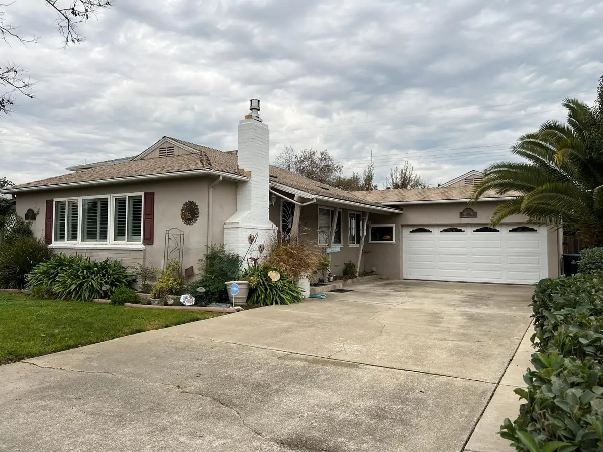 133 W Mckenzie Avenue, Stockton, CA 95204 - Image #1