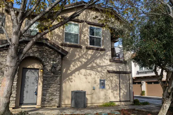 40 W Luna Loca Lane, Tracy, CA 95391