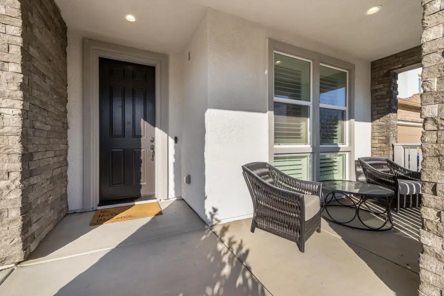 1813 Shellhammer Drive, Woodland, CA 95776 - Image #2