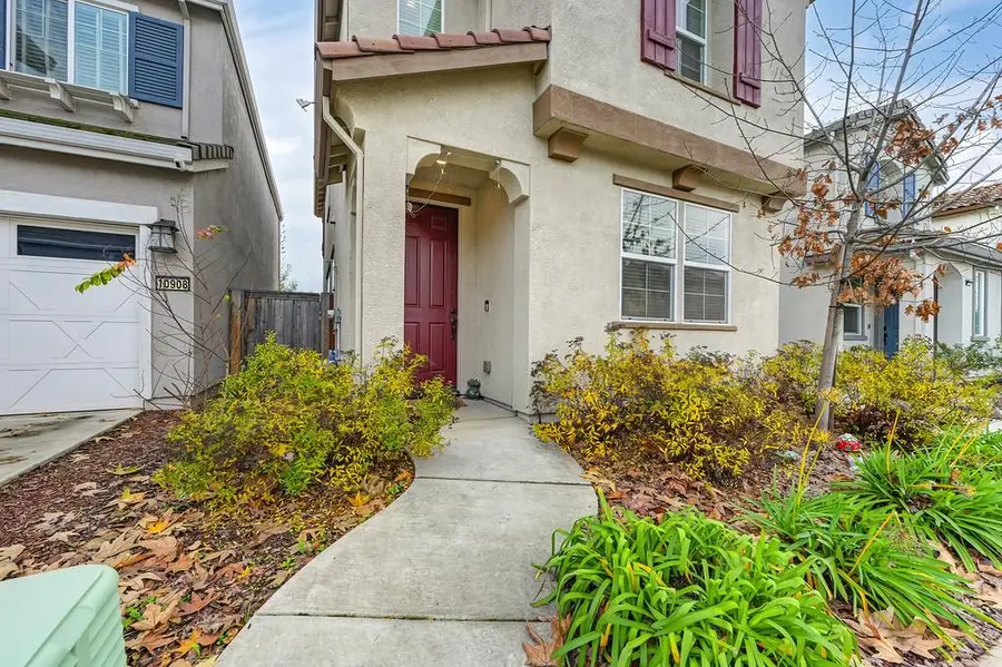 10904 Arrington Drive, Rancho Cordova, CA 95670 - Image #2