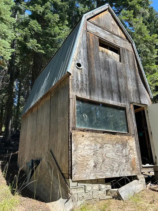 2 Blue Rock Trail, Valley Springs, CA 95223