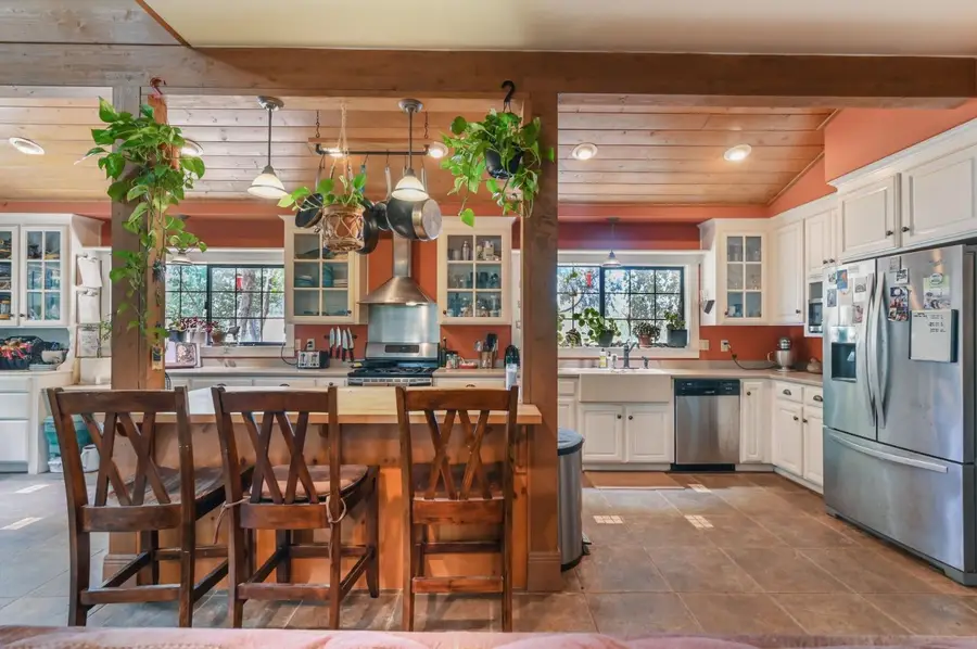 6640 Railroad Flat Road, Mountain Ranch, CA 95246 - #2