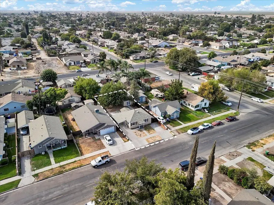 1015 Hall Avenue, Corcoran, CA 93212 - #3